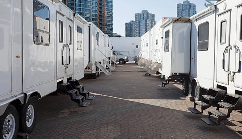 Large crowd at a Nashville festival